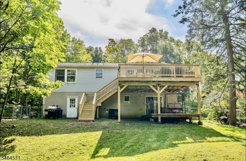 6 Upper Notch Rd Property Photo 24