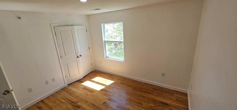 106 Grove Ter Property Photo 11
