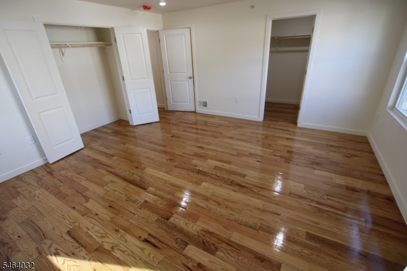 106 Grove Ter Property Photo 14