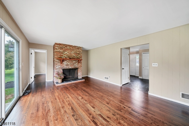 5 Fleming Ct Property Photo 16