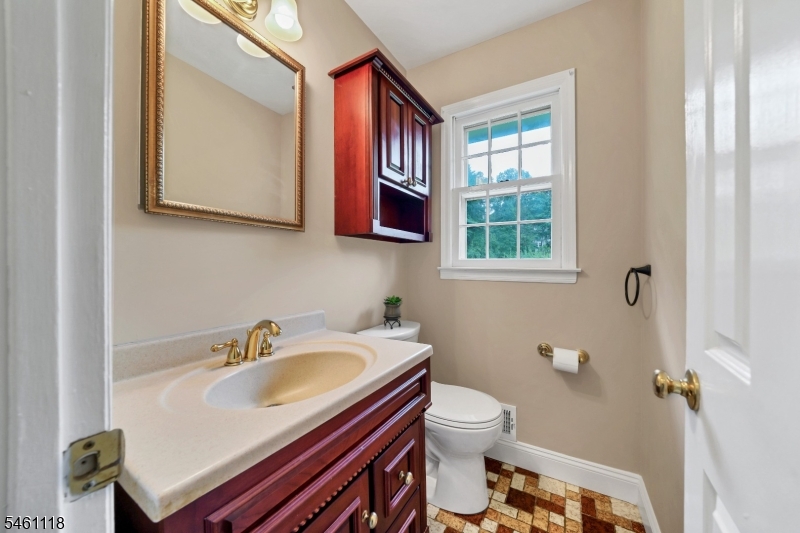 5 Fleming Ct Property Photo 19