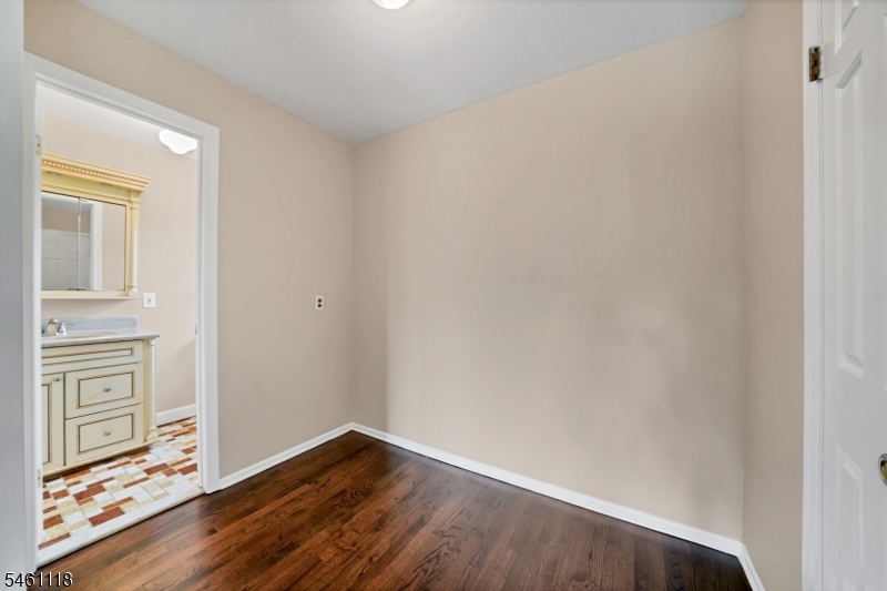 5 Fleming Ct Property Photo 23