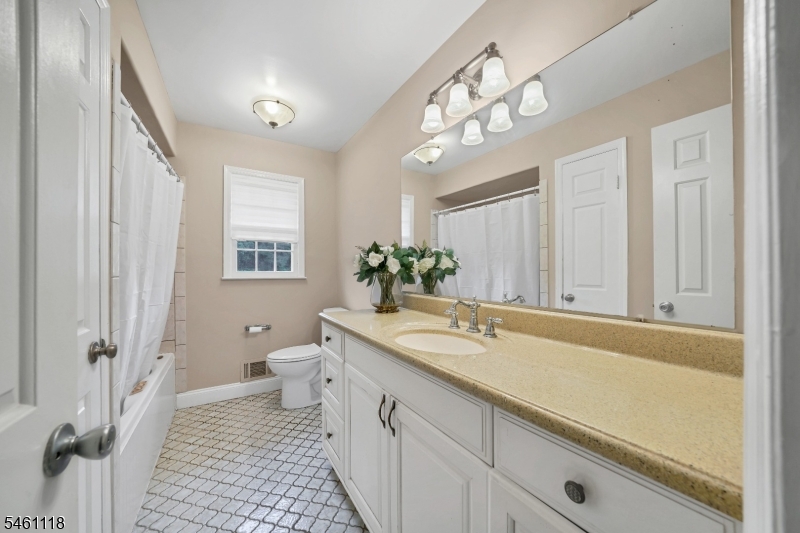 5 Fleming Ct Property Photo 27