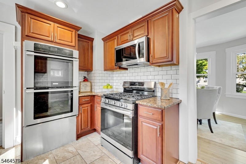 345 Broughton Ave Property Photo 15