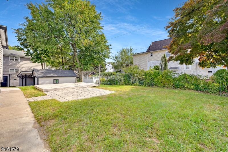 345 Broughton Ave Property Photo 35