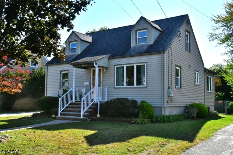 39 Jasper Rd Property Photo 2