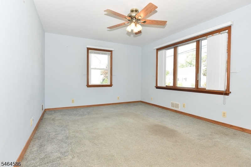 39 Jasper Rd Property Photo 4