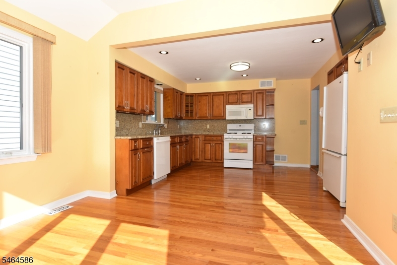 39 Jasper Rd Property Photo 12