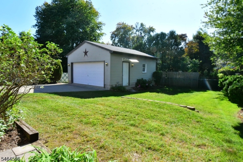 39 Jasper Rd Property Photo 28