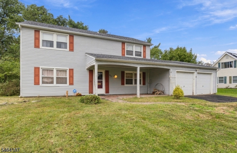 22 Summerall Rd Property Photo 2