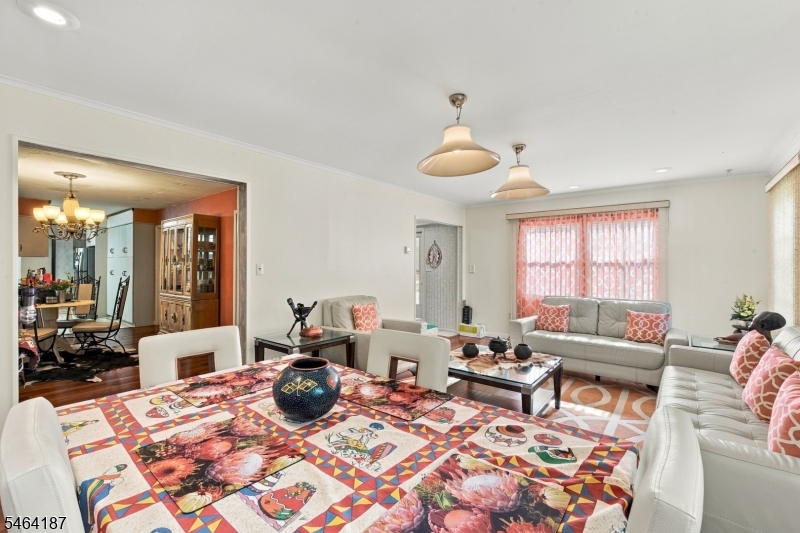 22 Summerall Rd Property Photo 5