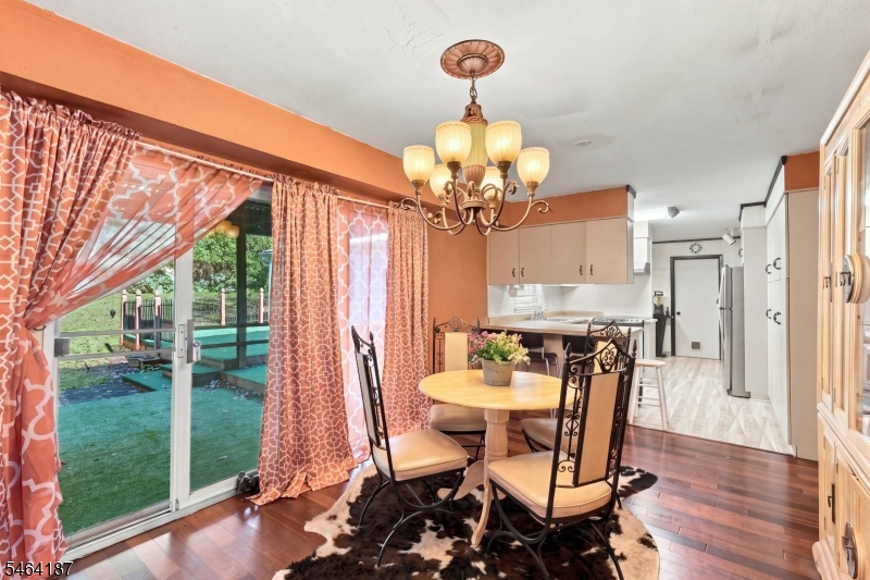 22 Summerall Rd Property Photo 6