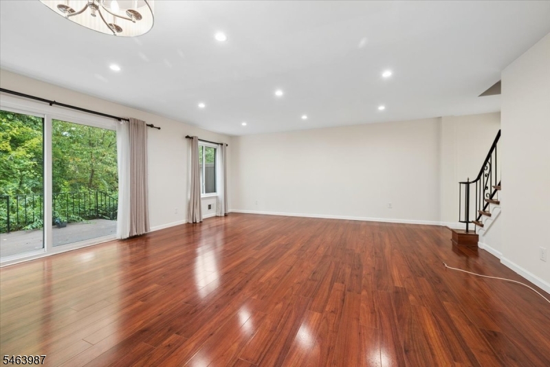 662 Marshall Rd Property Photo 14