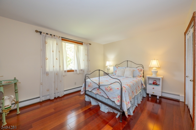 2 Glencove Rd Property Photo 19