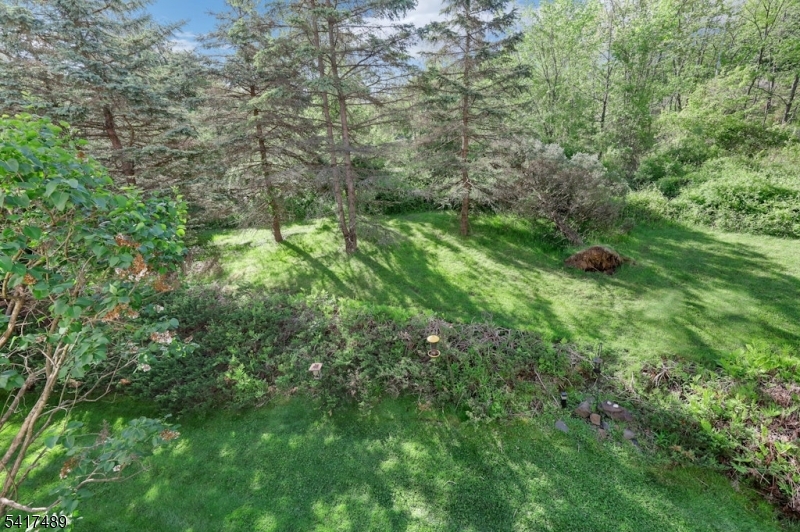 28 Berkeley Sq Property Photo 22