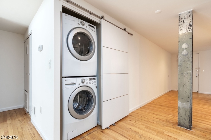 518 Gregory Ave A203 Property Photo 10