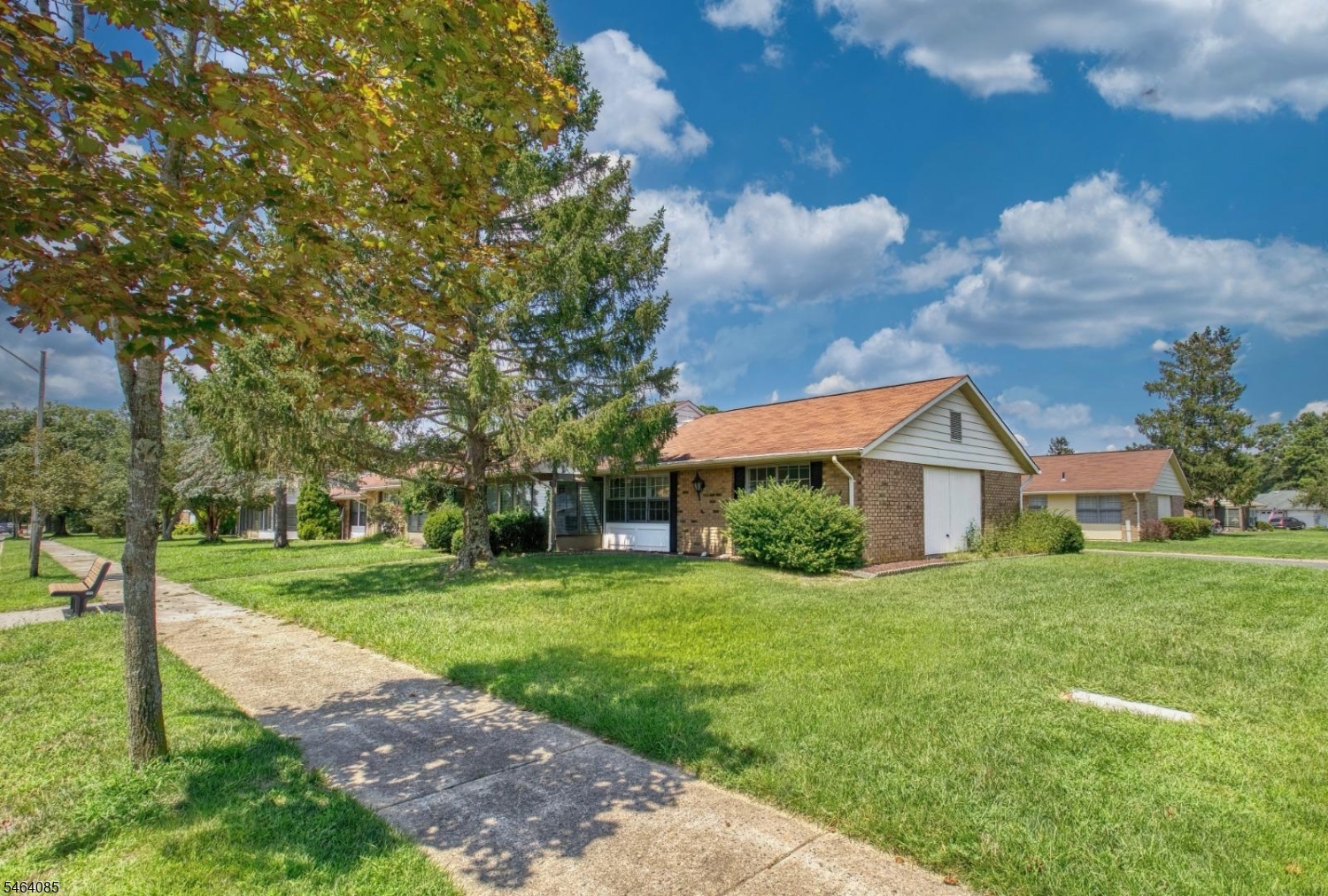 32 Yorkshire Ct Property Photo 1