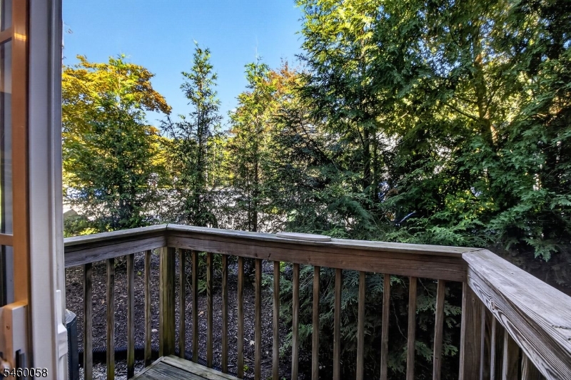 4 Star Lake Rd E Property Photo 17