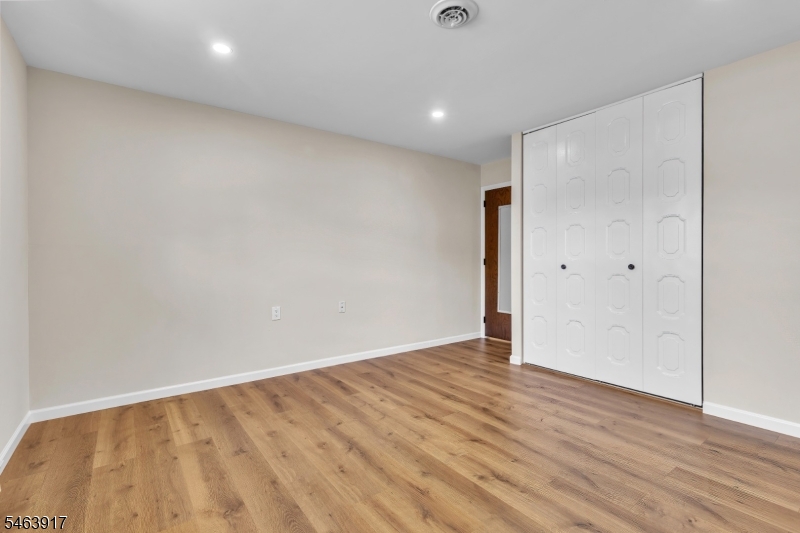 27 Cambridge Cir Property Photo 10