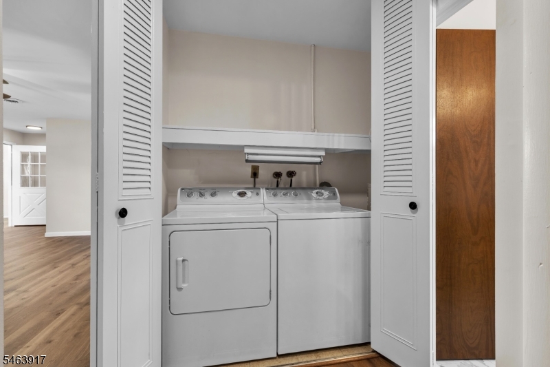 27 Cambridge Cir Property Photo 16