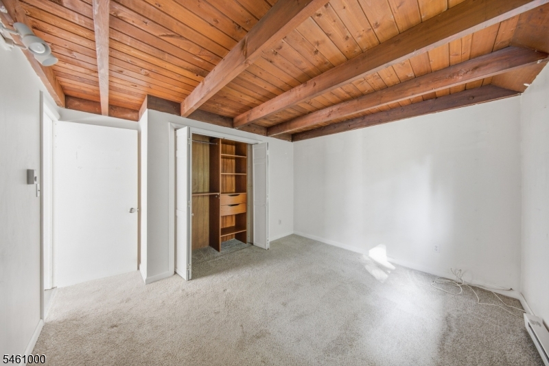 7 Winding Hill Rd Property Photo 11