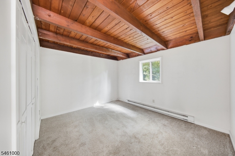 7 Winding Hill Rd Property Photo 12
