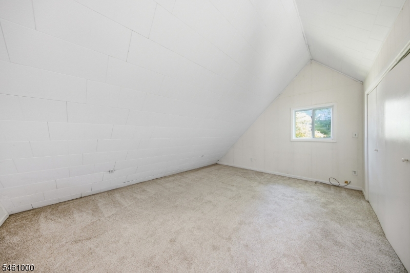 7 Winding Hill Rd Property Photo 14