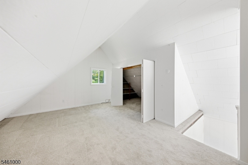 7 Winding Hill Rd Property Photo 15