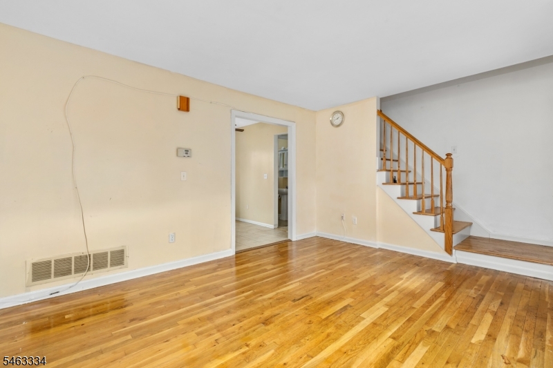 21 Village Park Ct Property Photo 6