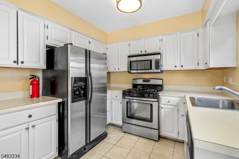 21 Village Park Ct Property Photo 9