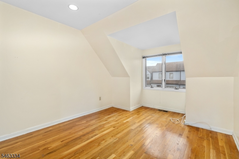 21 Village Park Ct Property Photo 14