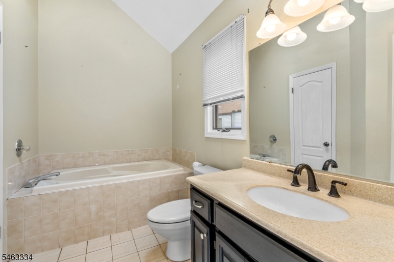 21 Village Park Ct Property Photo 18