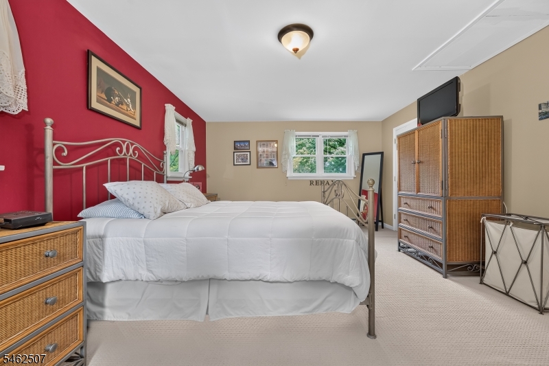 3 Galloping Hill Rd Property Photo 11