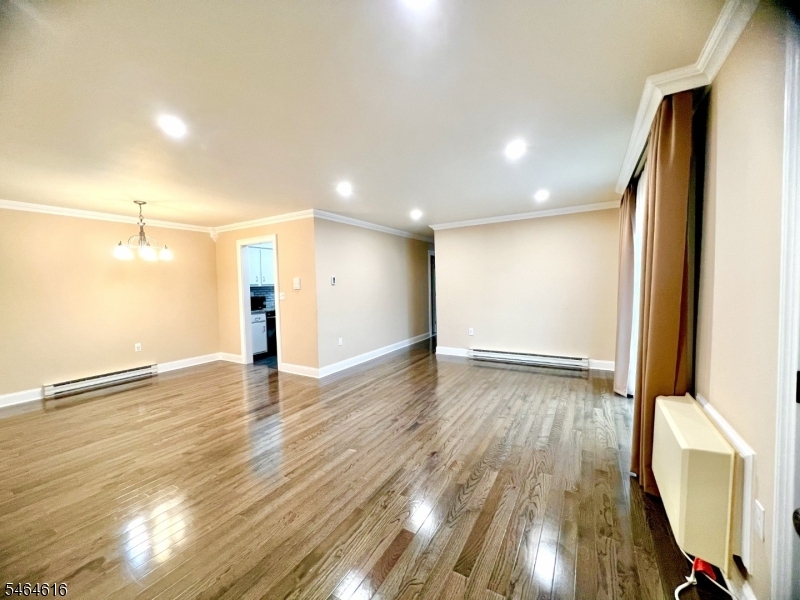 666 Mill St 8 Property Photo 8