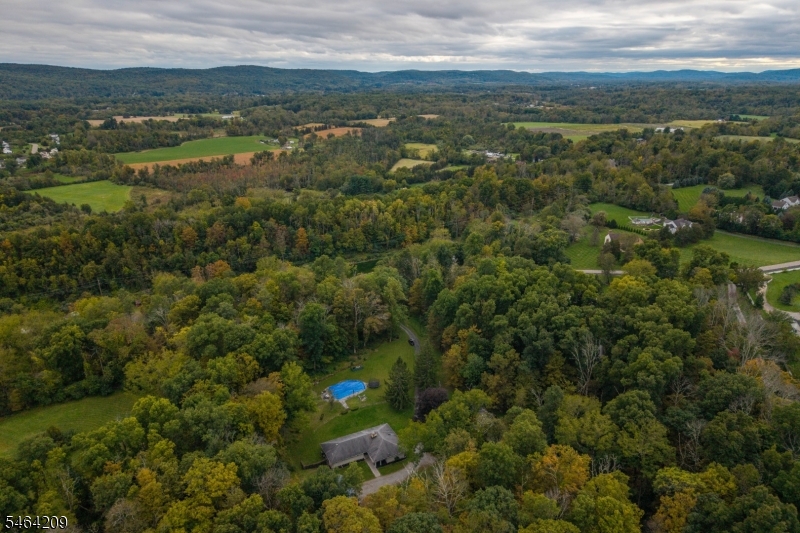 161 Pequest Rd Property Photo 49