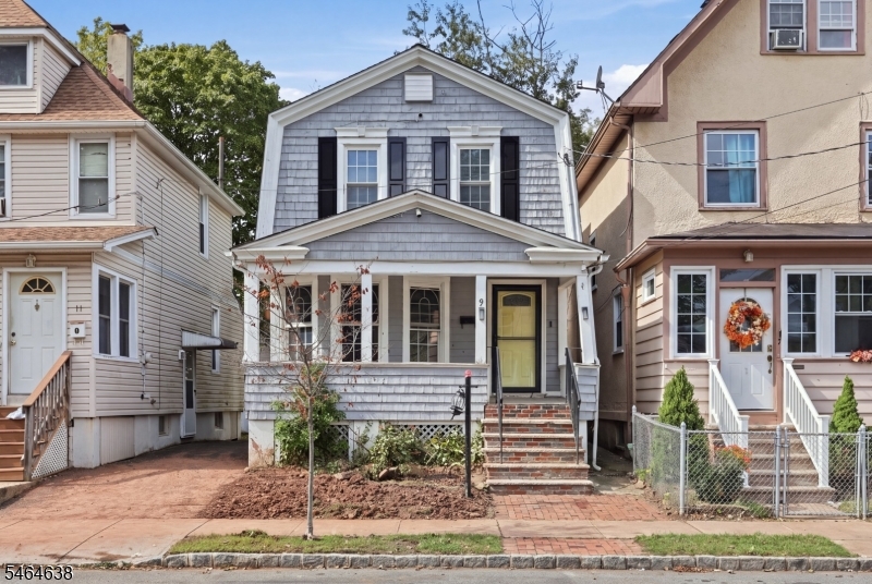 9 Watson Ave Property Photo 1