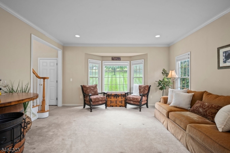 10 Berkshire Way Property Photo 5
