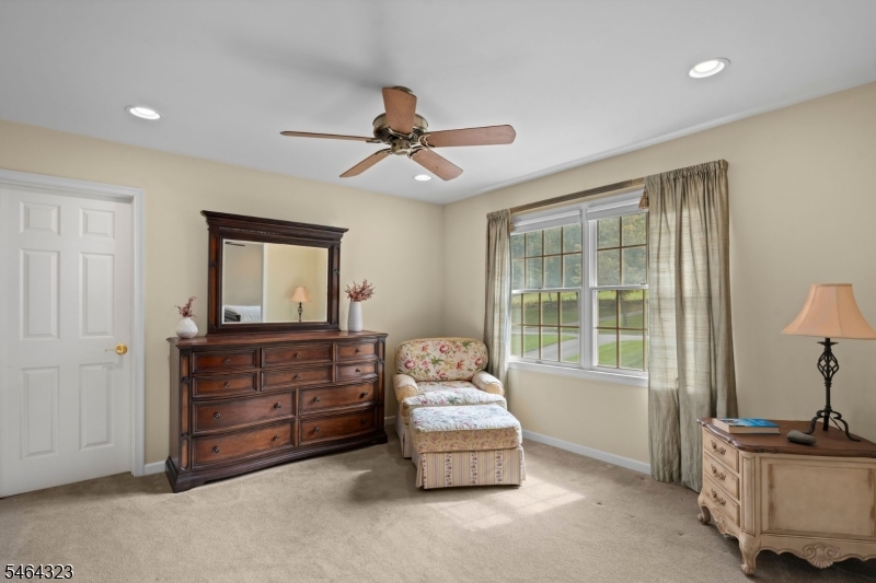 10 Berkshire Way Property Photo 20