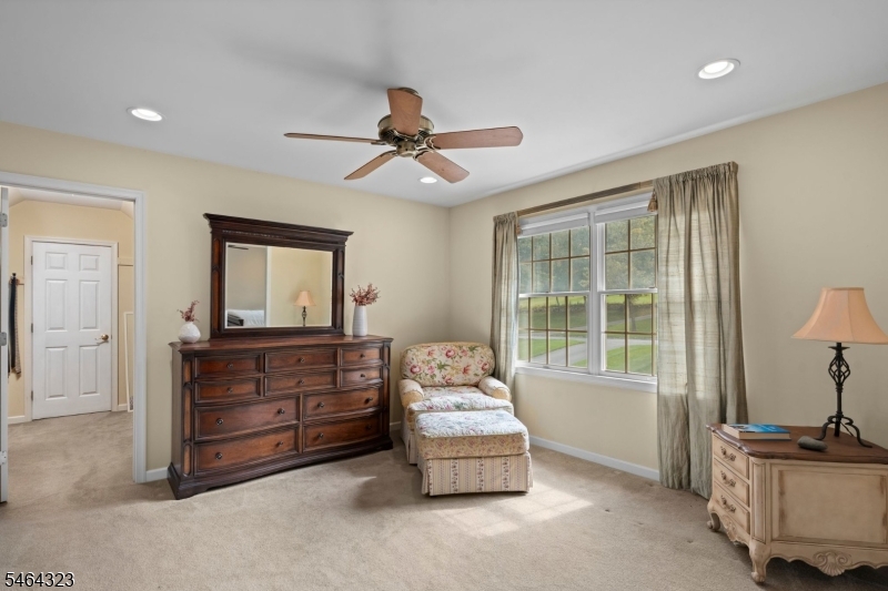 10 Berkshire Way Property Photo 21