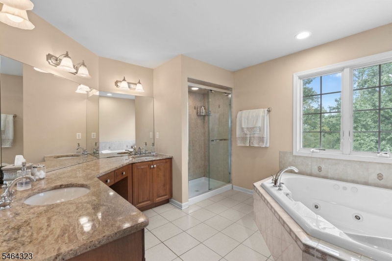 10 Berkshire Way Property Photo 22