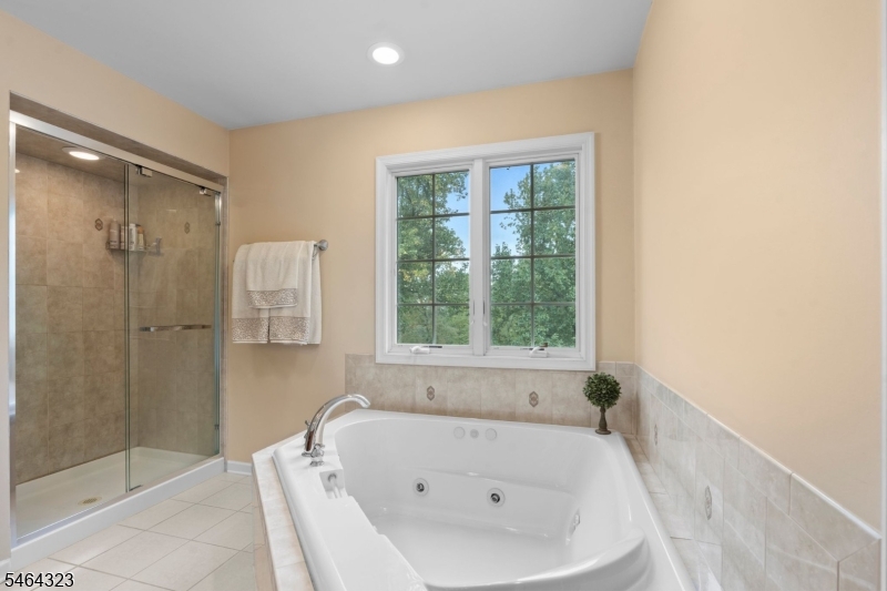 10 Berkshire Way Property Photo 24