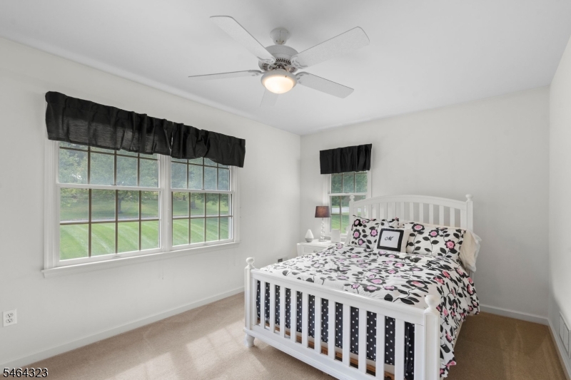 10 Berkshire Way Property Photo 26