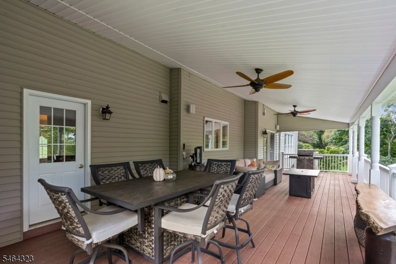10 Berkshire Way Property Photo 33