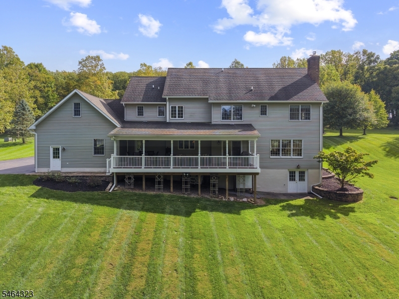 10 Berkshire Way Property Photo 34
