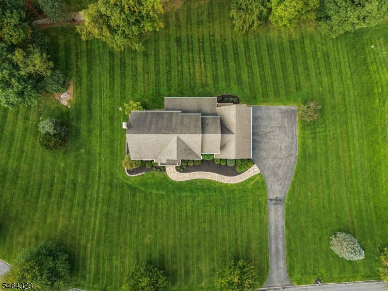 10 Berkshire Way Property Photo 39