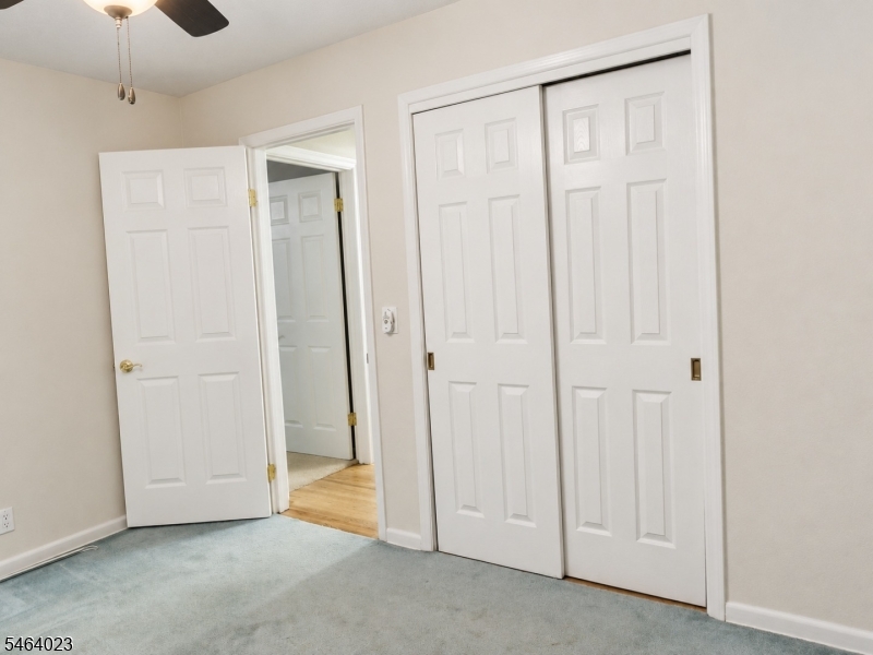 7 Crossbrook Ln Property Photo 27