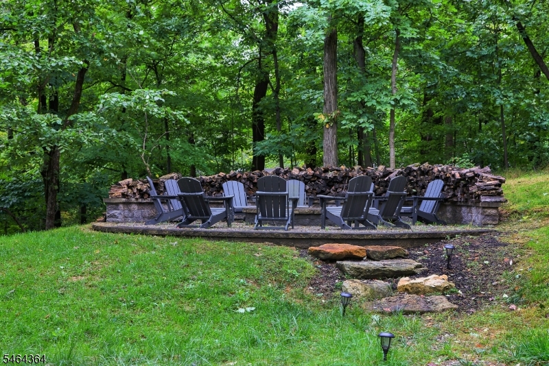 1286 Hickory Drive Property Photo 26