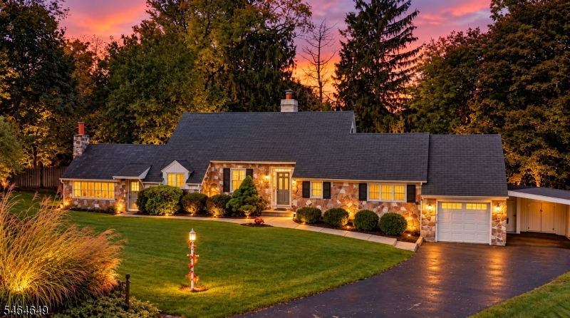 7 Putting Grn Property Photo 1
