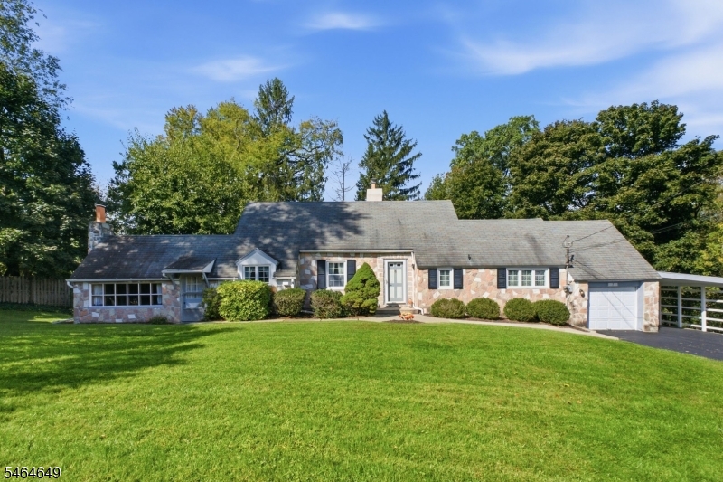 7 Putting Grn Property Photo 3