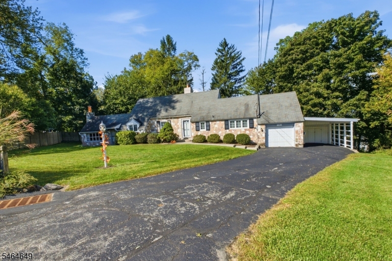 7 Putting Grn Property Photo 4